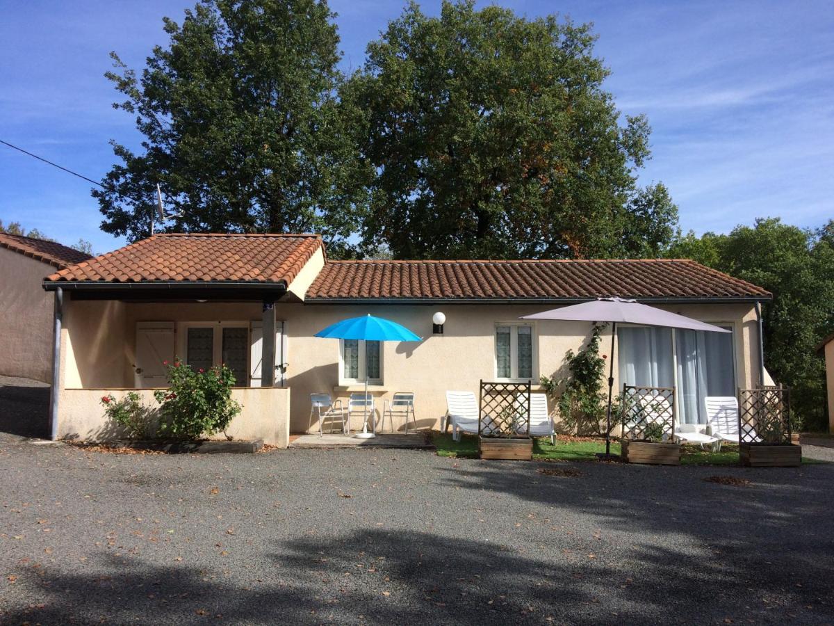Hotel Les Sentiers Du Causse Lentillac du Causse Esterno foto