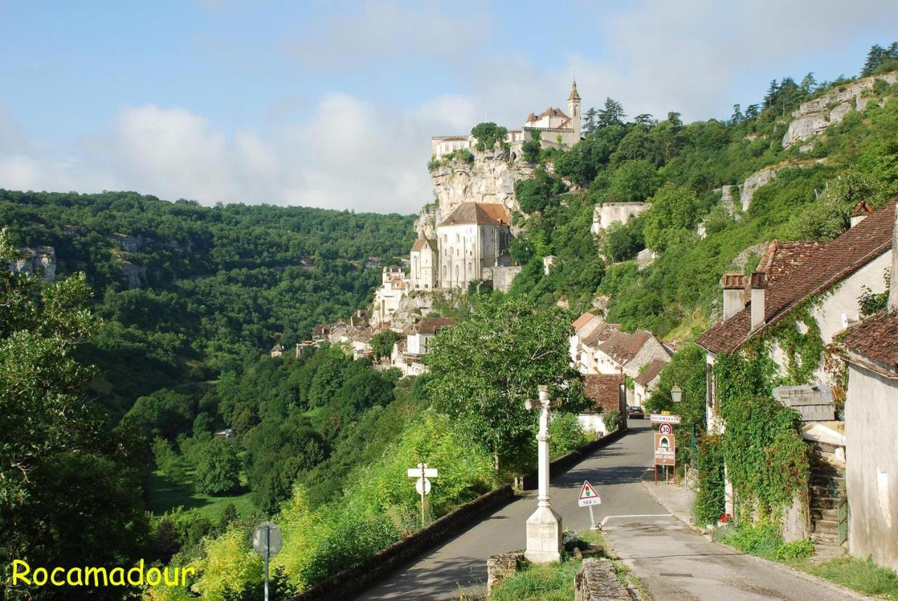 Hotel Les Sentiers Du Causse Lentillac du Causse Esterno foto